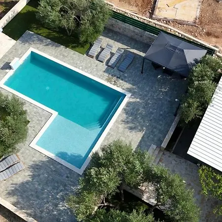 Villa Barba Ive - With Pool