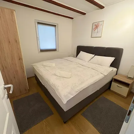 Barba Ive - With Pool * Vodice