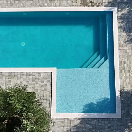 Barba Ive - With Pool